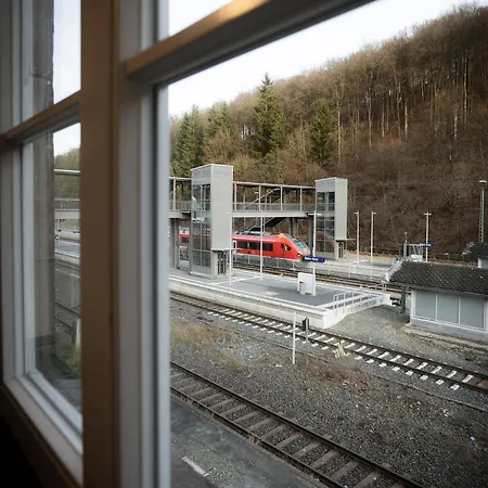 Heimatgleis *